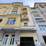 Apartments Aleje Jerozolimskie 85 by Renters